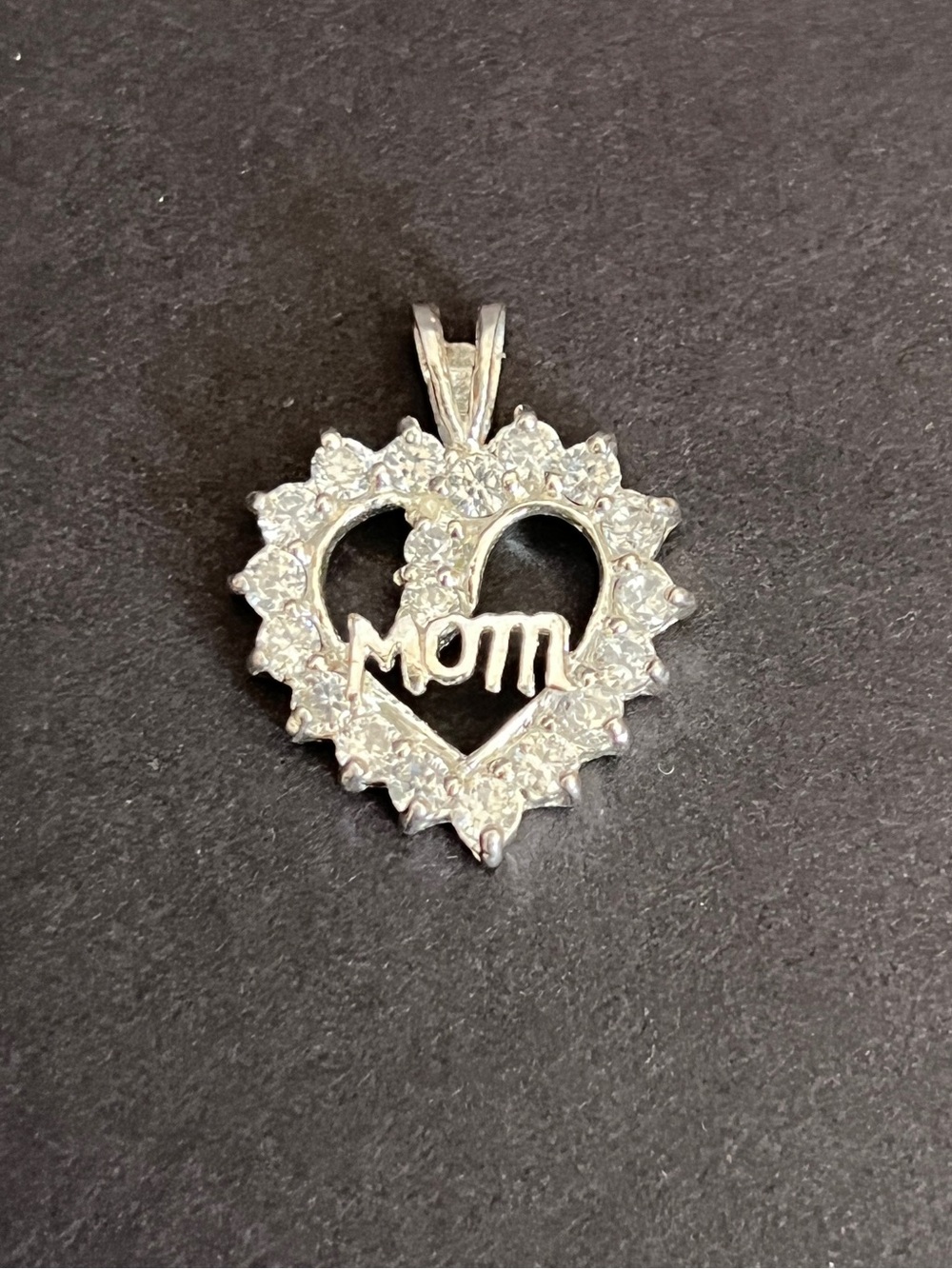 Silver Heart 'Mom' Pendant Necklace